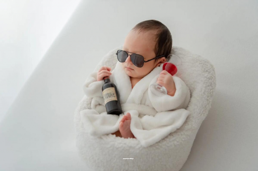 潜江孕妇肚脐眼突出来